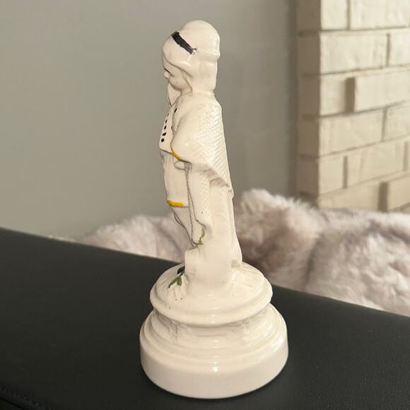 Goldra Hand Painted Fugurine Sculpture E. Palestine Ohio - Picture 2 of 11